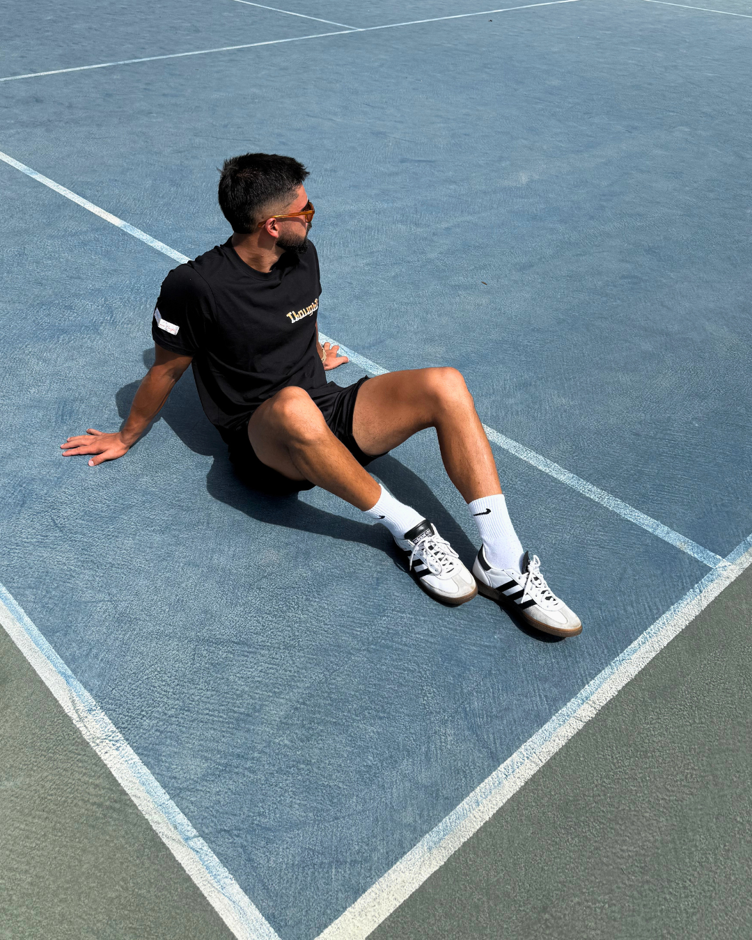 "No fundo da garrafa, só encontrei as tuas beatas."