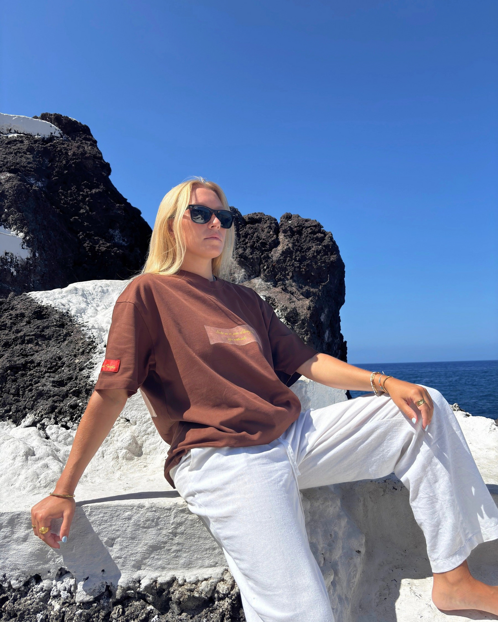 "A veces, ser incomprendido es la única forma de ser libre"